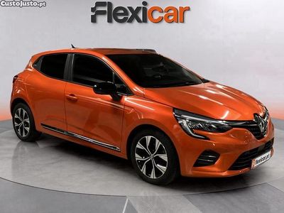 Vermelho Usado 2023 Renault Clio V Techno | € 14.690 (Bom preço)