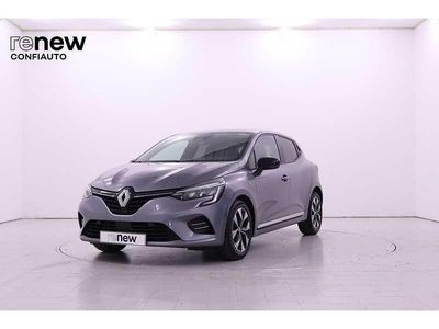 Cinzento Usado 2023 Renault Clio V | € 17.200 (Preço justo)