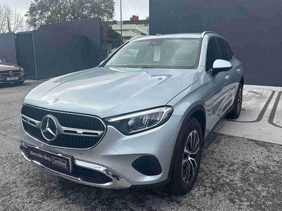 Usado Mercedes 220 197 HP (144 kW) 2025 Cinzento