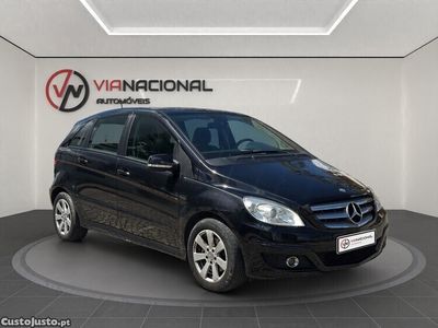 Mercedes B180