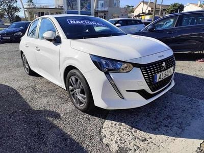 Branco Usado 2021 Peugeot 208 Citadino | € 12.900 (Preço justo)