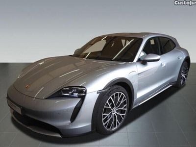 Cinza Usado 2021 Porsche Taycan Sedan | € 80.400