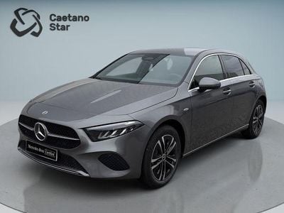 Cinza Novo 2025 Mercedes A250 Sedan | € 40.000