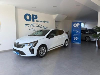 Usado Renault Clio V Evolution 100 HP (73 kW) 2025 Branco Sedan