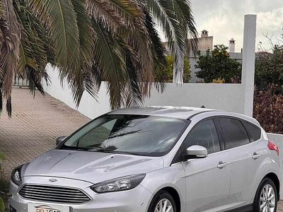 Cinza Usado 2017 Ford Focus Titanium | € 14.990 (Preço elevado)