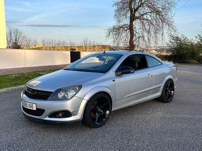 Usado Opel Astra 150 HP (110 kW) 2006