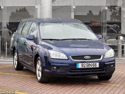 Usado Ford Focus Sport 90 HP (66 kW) 2006 Azul Carrinha