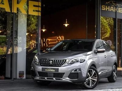 Usado Peugeot 3008 Allure 131 HP (96 kW) 2018 Cinza antracite Monovolume
