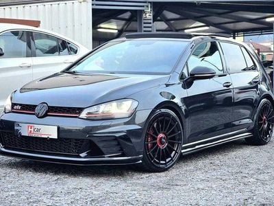 Usado VW Golf VII GTI Clubsport 265 HP (194 kW) 2016 Sedan