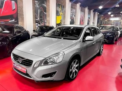 usado Volvo V60 D6 Summum AWD PHEV