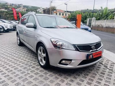 Usado Kia Ceed Sportswagon EX 115 HP (84 kW) 2010 Cinza Carrinha