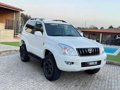 Usado Toyota Land Cruiser 165 HP (121 kW) 2005 Branco SUV