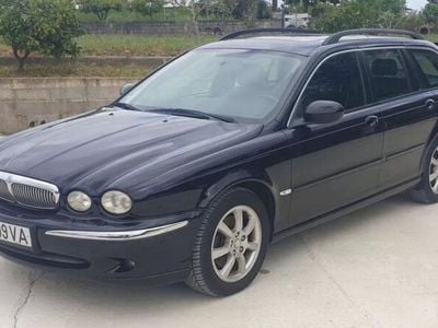 Preto (metalizado) Usado 2005 Jaguar X-type Executive Carrinha | € 6.990