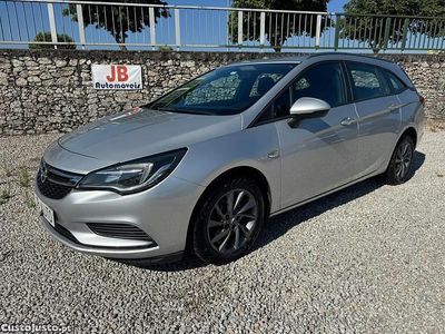 Usado Opel Astra Edition 110 HP (80 kW) 2016 Cinza Carrinha