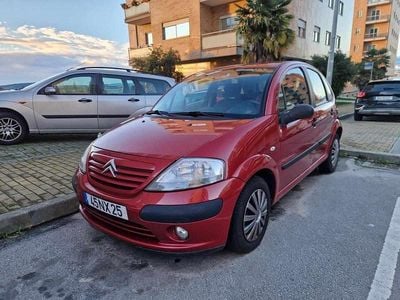 Usado Citroën C3 73 HP (53 kW) 2005 Vermelho Citadino