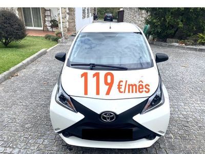 usado Toyota Aygo com pintura impecável!