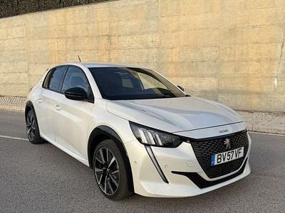 Usado 2021 Peugeot 208 GT Citadino | € 14.900 (Preço justo)