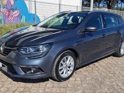 Usado Renault Mégane GrandTour 110 HP (80 kW) 2018 Cinzento Carrinha