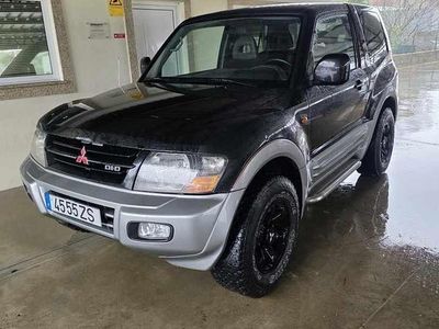 Usado Mitsubishi Pajero 165 HP (121 kW) 2000 Preto SUV
