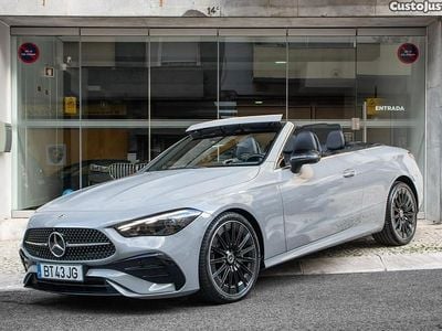 Cinza Usado 2025 Mercedes CLE220 AMG line Coupé | € 72.900