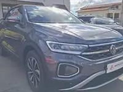 Usado 2024 VW T-Roc Style SUV | € 46.900