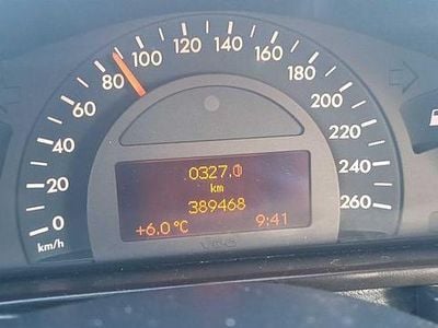 Mercedes C220