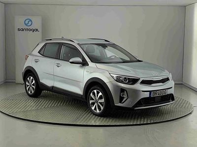 Prateado Usado 2025 Kia Stonic SUV | € 17.990 (Preço justo)