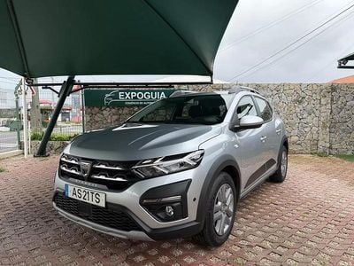Usado Dacia Sandero Expression 91 HP (66 kW) 2022 Cinzento Citadino