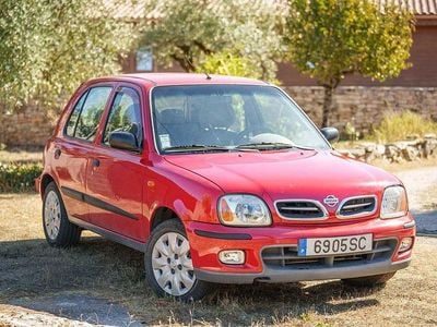 Usado 2001 Nissan Micra Sedan | € 1.000