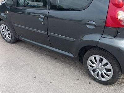 Usado 2006 Peugeot 107 Citadino | € 2.800 (Bom preço)