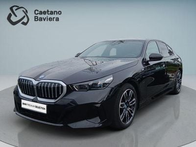 Usado BMW 530 299 HP (219 kW) 2025 Preto Sedan
