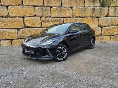Preto Usado 2023 MG MG4 EV Luxury Citadino | € 24.500 (Preço justo)