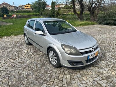 usado Opel Astra 1,4