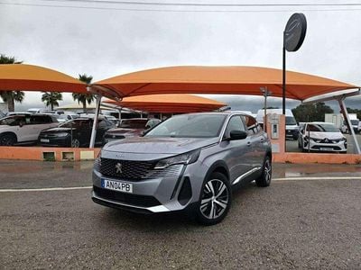 Cinzento Usado 2022 Peugeot 3008 Allure SUV | € 22.950 (Preço justo)