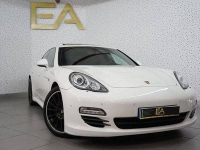 Branco Usado 2012 Porsche Panamera Sedan | € 34.980 (Preço elevado)