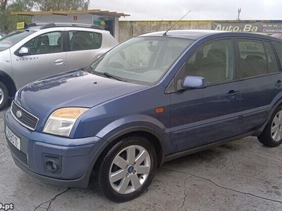 Azul Usado 2006 Ford Fusion Trend Citadino | € 3.650
