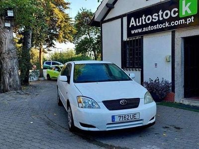Branco Usado 2002 Toyota Corolla Citadino | € 2.500 (Preço justo)