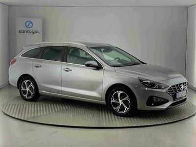 Prateado Usado 2023 Hyundai i30 Style Carrinha | € 21.990 (Preço justo)