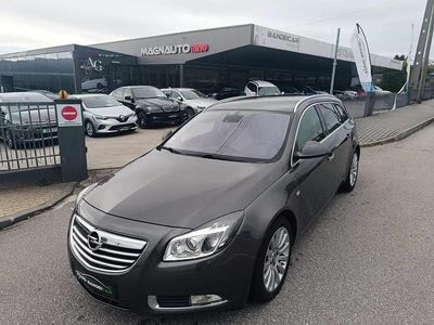 Usado Opel Insignia Country Tourer Active 130 HP (95 kW) 2010 Cinza Carrinha