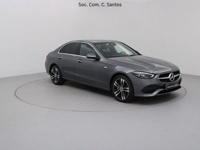 Usado Mercedes C300 Avantgarde 326 HP (239 kW) 2025 Cinza Sedan