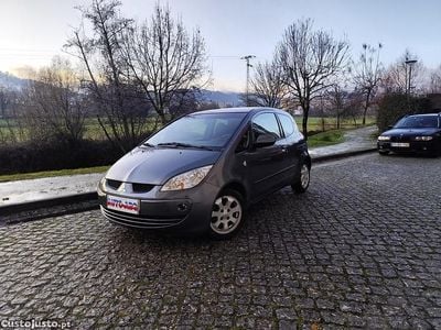Cinza Usado 2005 Mitsubishi Colt Inform | € 3.900 (Preço justo)
