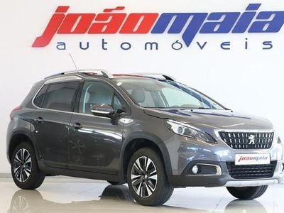 Usado Peugeot 2008 102 HP (75 kW) 2018 Cinzento SUV