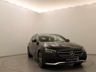 Preto Usado 2023 Mercedes E300 Avantgarde Carrinha | € 49.990 (Preço elevado)