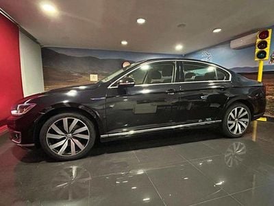 Preto Usado 2017 VW Passat GTE Sedan | € 18.990 (Preço justo)
