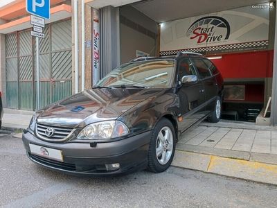 usado Toyota Avensis 1.6 sol