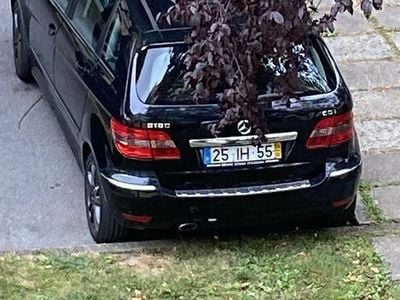 Mercedes B180
