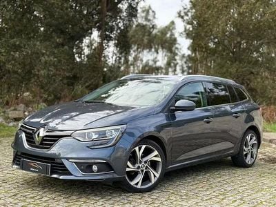 Usado Renault Mégane IV Bose Edition 110 HP (80 kW) 2019 Cinza antracite Citadino