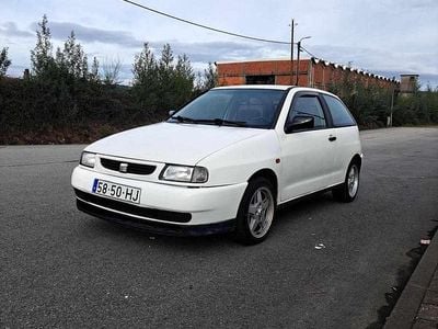 Branco Usado 1996 Seat Ibiza Citadino | € 1.250 (Super Preço)