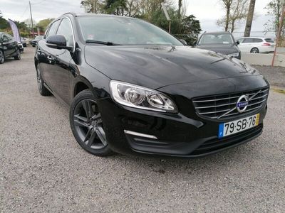 usado Volvo V60 2.4 D6 Momentum AWD Phev