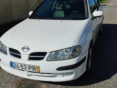 Nissan Almera